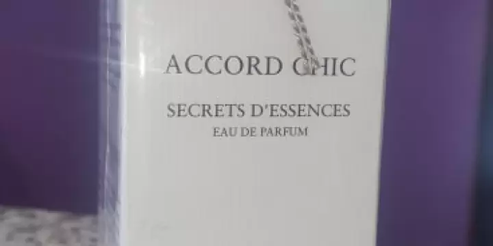 parfum Accord Chic d Yves Rocher -50ml