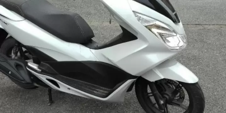 Scooter pcx blanche modele  2008 