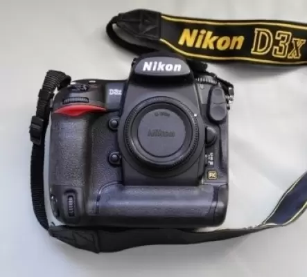 Nikon D3X reflex numérique