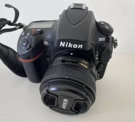 Nikon D800 + Nikkor 24-70/2.8 12000 Shutters