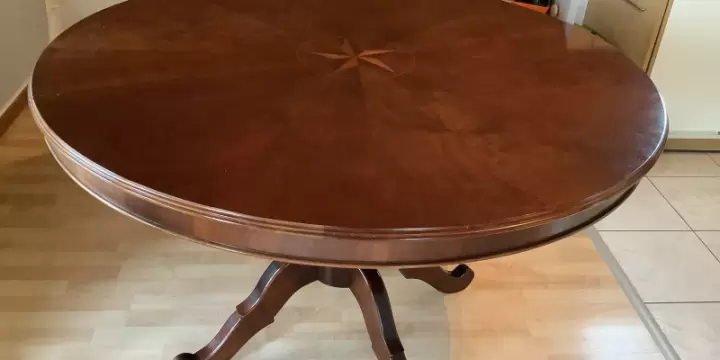 Table pour salle à manger